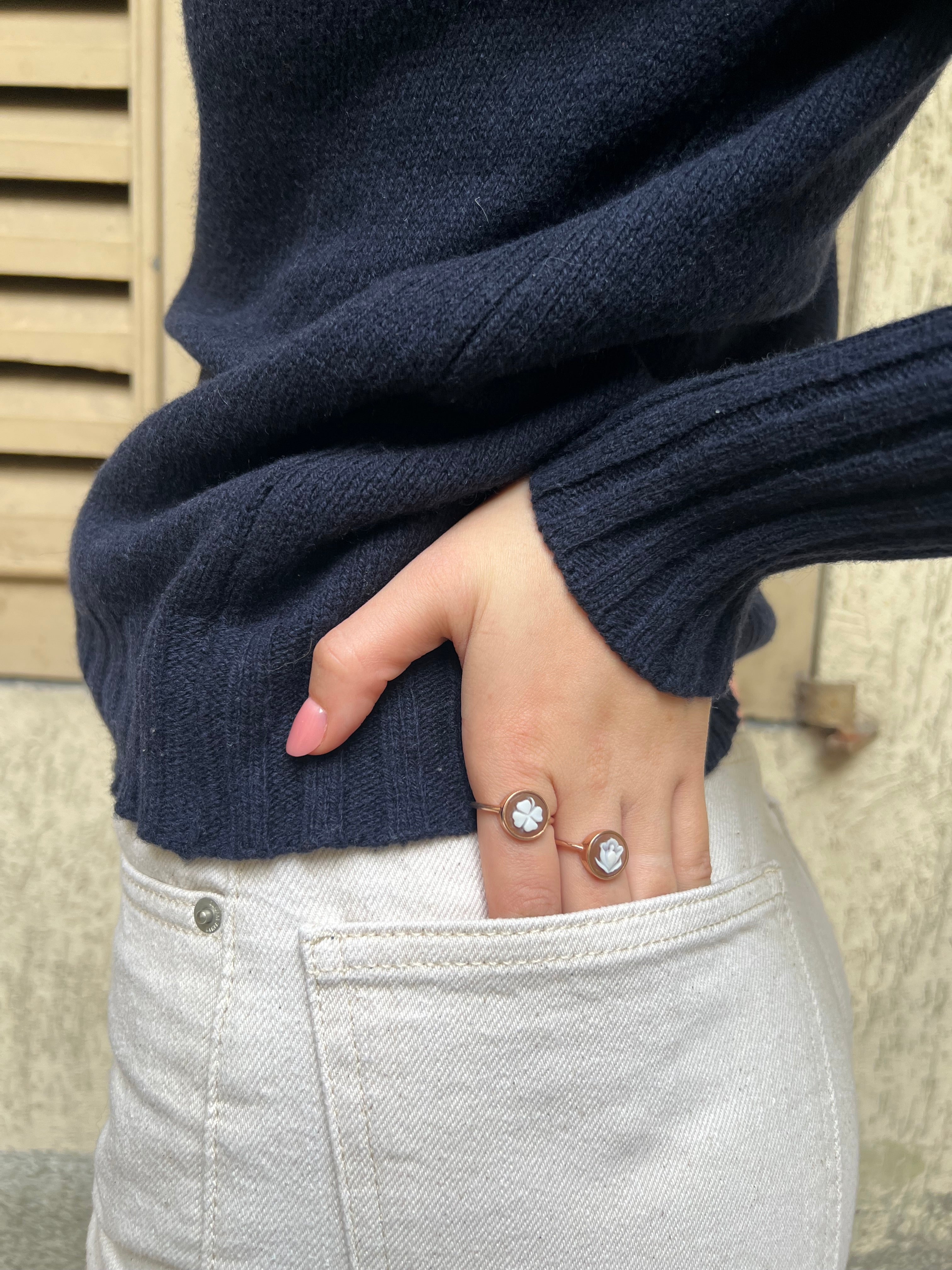 Anello cammeo tondo