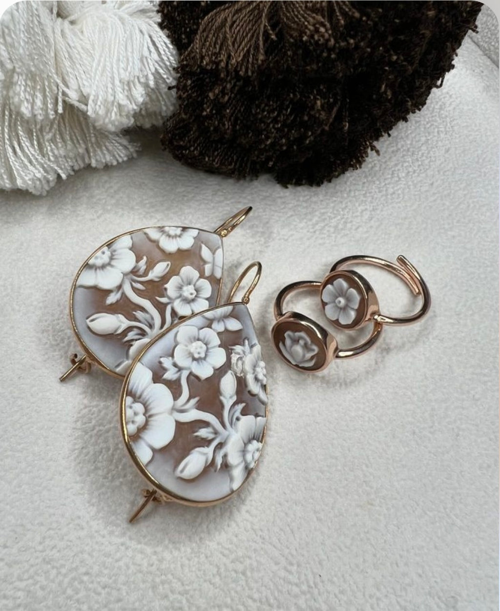 Anello cammeo tondo